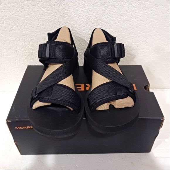 Merrell - Picture 3 of 5